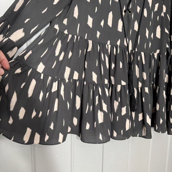 Buddy Love‎ Boho Gray Pink Top Blouse Lace Up Front Flare Bell Sleeves Size L - Picture 4 of 11